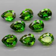 0.73Ct Натуральный камень зеленый Хромдиопсид 7*5мм груша (цена за 1шт)