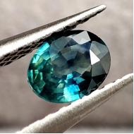 0.45Ct Натуральний поліхромний сапфір 5.2*4.1мм (овал)