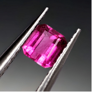 0.45CT Розовый турмалин рубеллит октагон 4.5*4мм (Видео)