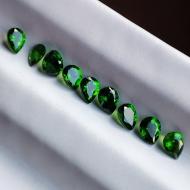 0.18Ct Натуральный камень зеленый Хромдиопсид 4*3мм груша (цена за 1шт)
