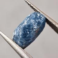 2.8Ct Необработанный Сапфир кристалл без огранки 9.7*4.5мм 
