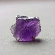 3.3Ct Необработанный аметист 10*9мм 