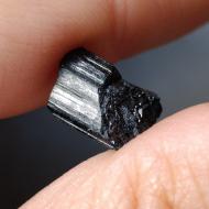 4CT Необработанный черный Турмалин шерл 12*5.7мм (без огранки) 
