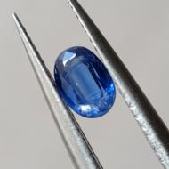 0.7Ct Кіаніт натуральний 6*4мм овал