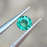 0.37Ct Натуральный изумруд 5мм круг (Класса АА++) Видео