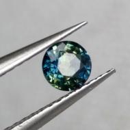 0.51Ct Натуральный полихромный трехцветный сапфир 4.48мм с Сертификатом 