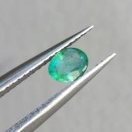 0.32Ct Натуральный изумруд 5*4мм Овал (Видео)