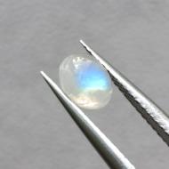 0.76Ct Необработанный лунный камень (Адуляр) овал 6.7*5.2мм 