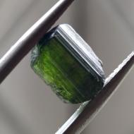 4.31CT Натуральний необроблений темно-зелений турмалін 9.9*7мм