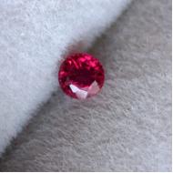 0.21Ct Натуральный рубин класса ААA++ 3мм круг