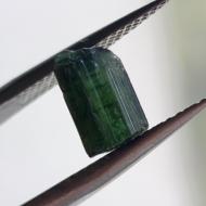 2CT Натуральний необроблений турмалін 9*5.6мм (без огранки)