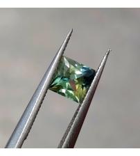 0.41Ct Натуральный полихромный Party сапфир 3.95мм квадрат (принцесса)