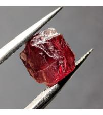 3.55Ct Необроблений піроп гранат 9.2*8.7мм (без огранювання) 