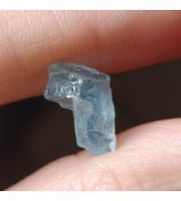 3.7Ct Натуральный необработанный аквамарин 13.5*8мм Вьетнам 3.7Ct Натуральный необработанный аквамарин 13.5*8мм Вьетнам