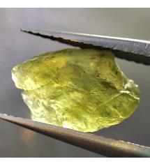 3.75Ct Необработанный хризолит (перидот) без огранки 12.5*7.5мм