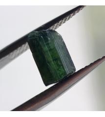 2CT Натуральний необроблений турмалін 9*5.6мм (без огранки)