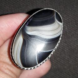 Серебряное кольцо с натуральным черным агатом 19р