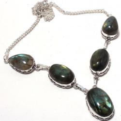 Серебряное ожерелье с крупным лабрадоритом 