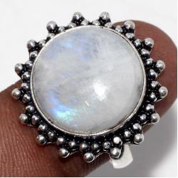 Серебряное кольцо с огромным лунным камнем 18.5р