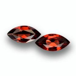 1.3Ct Натуральний гранат 8*4мм маркіз (пара)