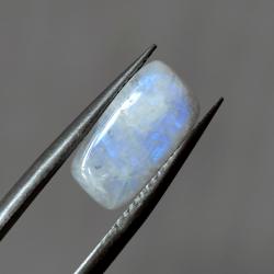 4.75Ct Натуральний місячний камінь (Адуляр) 13.5*7.3мм без огранки