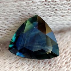 0.75Ct Натуральний поліхромниий Австралійський синій сапфір 6.5мм трилліон (Відео)