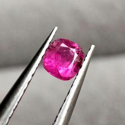 0.31CT Розовый турмалин рубеллит 4.2мм 
