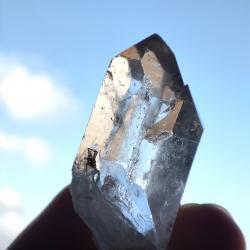 63.9Ct Натуральний Гірський Кришталь 38.5*19мм кристал без огранки 
