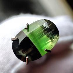 Exclusive! 3.55CT Поліхромний чорно-зелений турмалін 11*7.5мм (овал) Відео