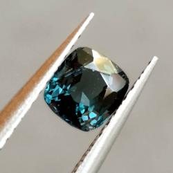 0.74Ct Рідкісна Грозова ШПІНЕЛЬ колір Teal Green 5.3*4.85мм М'янма (Відео)