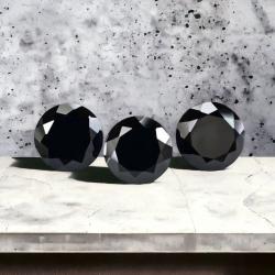 0.75Ct Натуральный черный оникс 5.3мм (цена за 1шт)