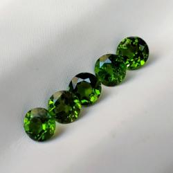 0.6Ct Натуральні Хромдіопсиди 3мм круг (5шт) 