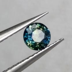 0.51Ct Натуральный полихромный трехцветный сапфир 4.48мм с Сертификатом 