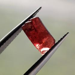 2.2Ct Необработанный пироп гранат 9.8*5.7мм (без огранки) 