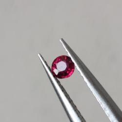 0.17Ct Уценка Натуральный рубин 3мм круг 