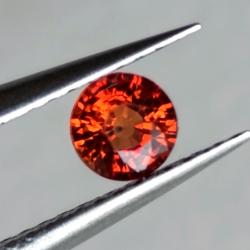 0.43Ct Оранжево-красный Падпараджа сапфир 4.35мм круг  0.43Ct Оранжево-красный Падпараджа сапфир 4.35мм круг