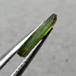 0.55CT Натуральный зеленый Турмалин 12*2мм (без огранки)