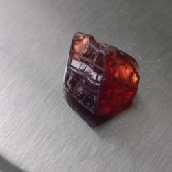 2.16Ct Необработанный пироп гранат 8.4*7.7мм (без огранки) 