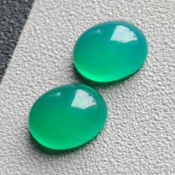 5.6Ct Натуральні зелені Онікси пара 10*8мм кабошон 5.6Ct Натуральні зелені Онікси пара 10*8мм кабошон
