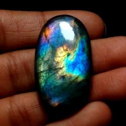 52.7Ct Натуральный лабрадорит (спектролит) 39*22мм 52.7Ct Натуральный лабрадорит (спектролит) 39*22мм