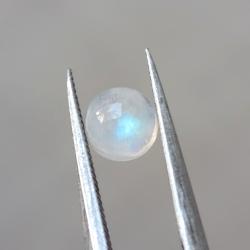 0.35Ct Натуральний місячний камінь (Адуляр) 4.3мм кабошон