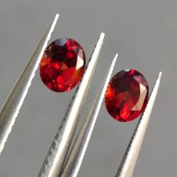 1Ct Натуральный гранат 5*4мм овал (пара)