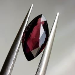 1Ct Натуральная Шпинель Vine Red 9.4*4.8мм (маркиз)