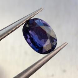 0.91Ct Не гретый фиолетовый сапфир 6.7*5мм овал (Сертификат) 0.91Ct Не гретый фиолетовый сапфир 6.7*5мм овал (Сертификат)