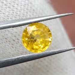 1.16Ct Натуральный Желтый Сапфир 5.8мм (Сертификат)