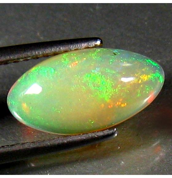 1.79CT ЭФИОПСКИЙ ОПАЛ МУЛЬТИКОЛОР КАБОШОН