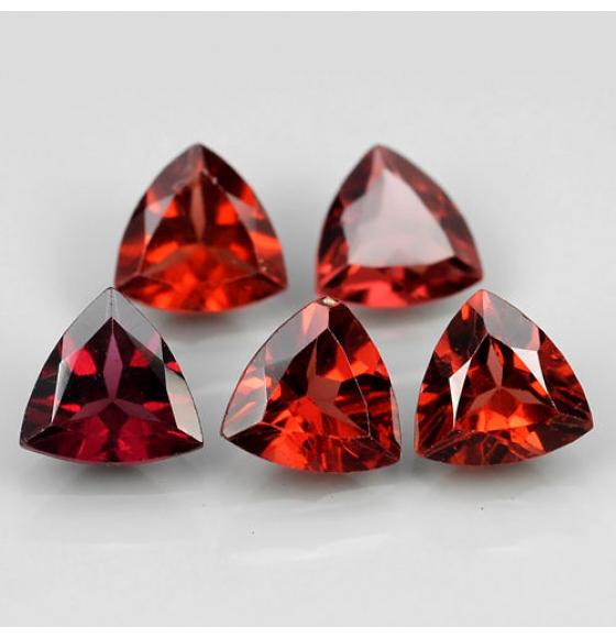 2.81Ct 5шт ПРИРОДНЫЙ РОДОЛИТ ГРАНАТ триллион - Высокое качество. Доставка по Украине.