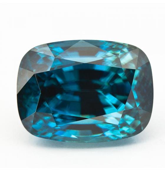 1.9Ct НАТУРАЛЬНЫЙ LONDON ТОПАЗ 9*7мм