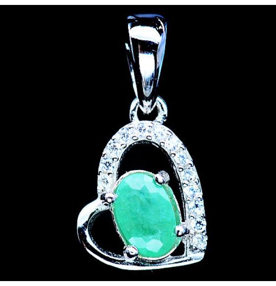 СЕРЕБРЯНЫЙ КУЛОН С НАТУРАЛЬНЫМ ИЗУМРУДОМ