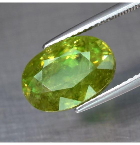 1.92Ct НАТУРАЛЬНЫЙ СФЕН (ТИТАНИТ) овал 9*7мм